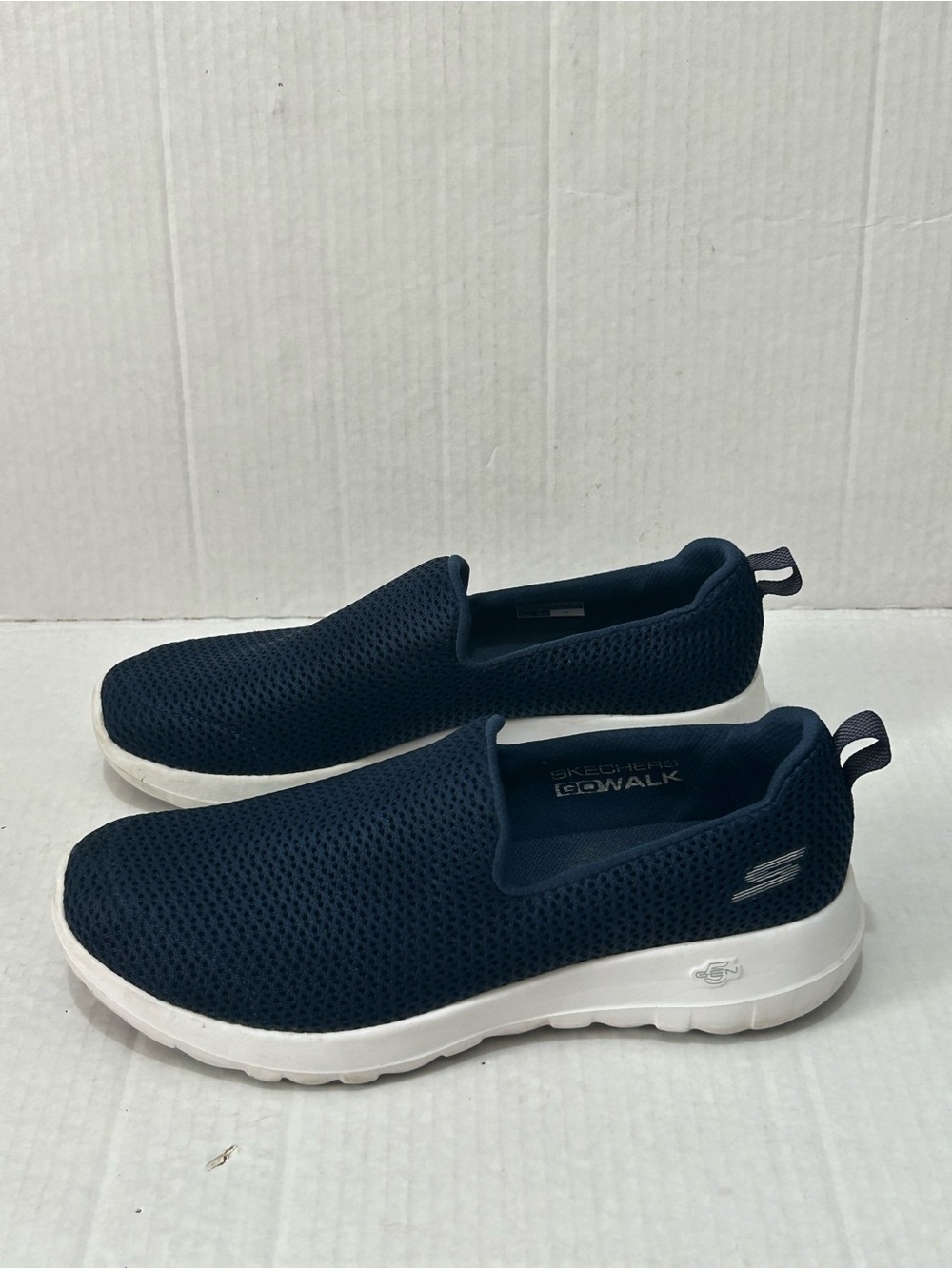 Skechers Goga Max GoWalk
Sneakers Womens 7 Navy Blue
Casual Comfort